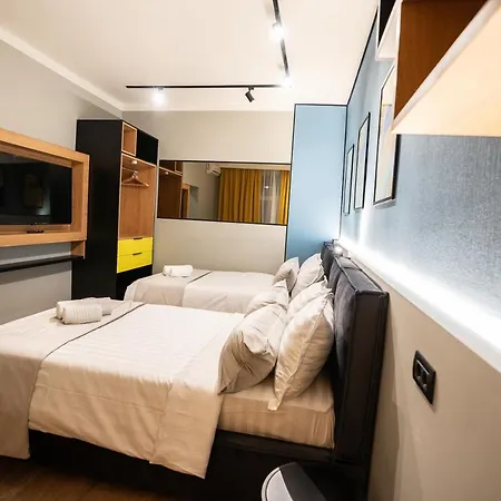 Apartment Modern Romana Square 2